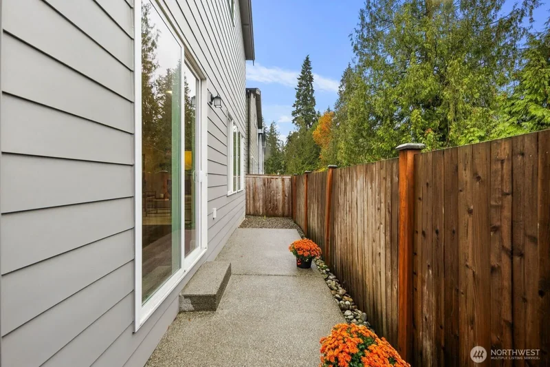 1825 153rd Street SW, Lynnwood, WA 98087, Lynnwood, Washington, United States. - Photo 32