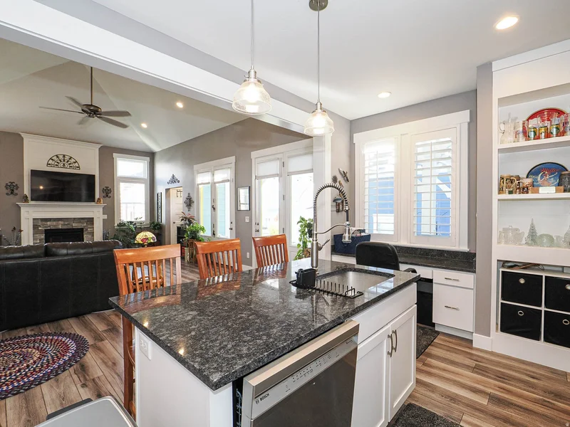 10762 S BEACH COMBER WAY, South Jordan, Utah, United States. - Photo 23