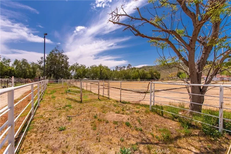 30505 Sloan Canyon Road, Castaic, CA 91384, Castaic, California, United States. - Photo 55