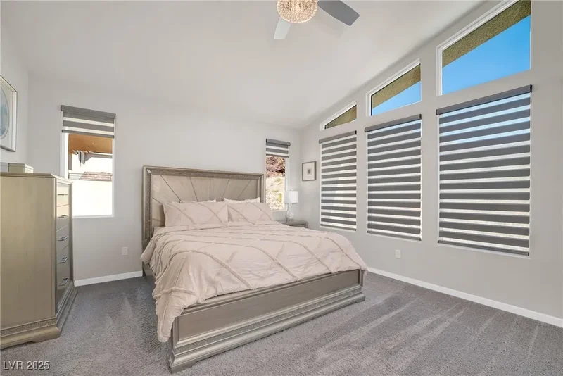8 Hilltop Crest Street, Henderson, NV 89011, Henderson, Nevada, United States. - Photo 7