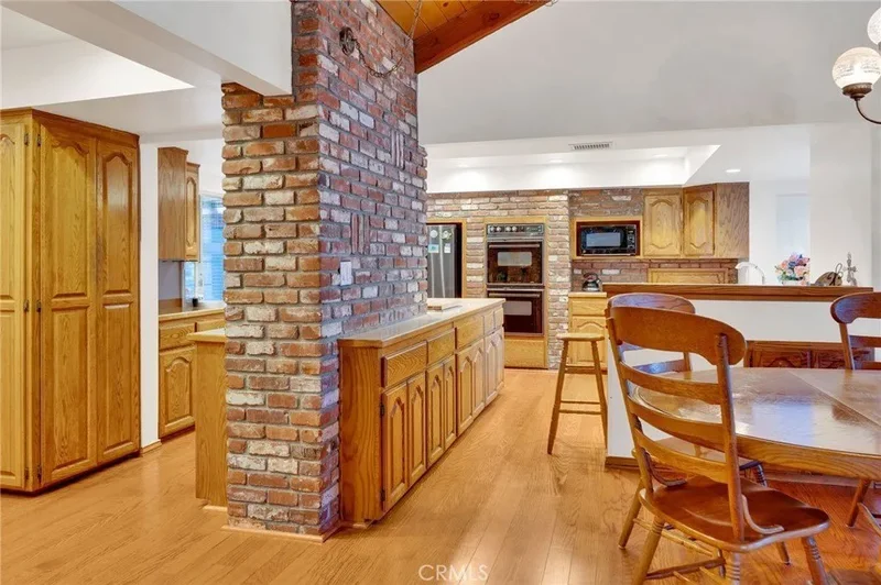 1146 Sandhurst Lane, La Verne, CA 91750, La Verne, California, United States. - Photo 62