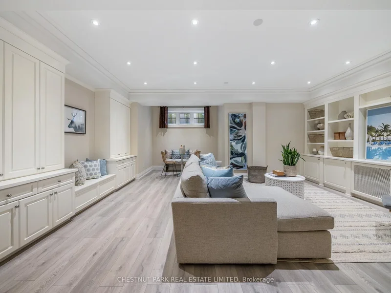 252 Sutherland Drive, Toronto, Ontario, Canada. - Photo 19
