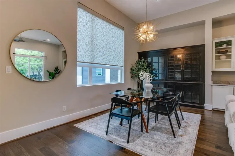 381 E Greenbriar Lane 804, Dallas, Texas, United States. - Photo 11