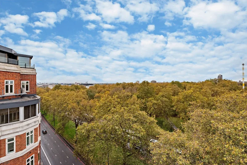 Park Street, Mayfair, London, London, England, United Kingdom. - Photo 14