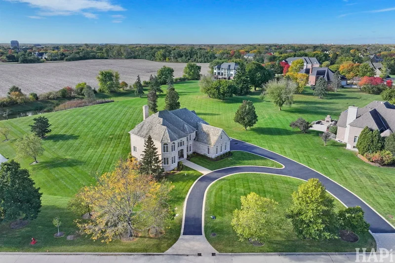 1 Terra Vita Drive, South Barrington, IL 60010, Barrington Hills, Illinois, United States. - Photo 24