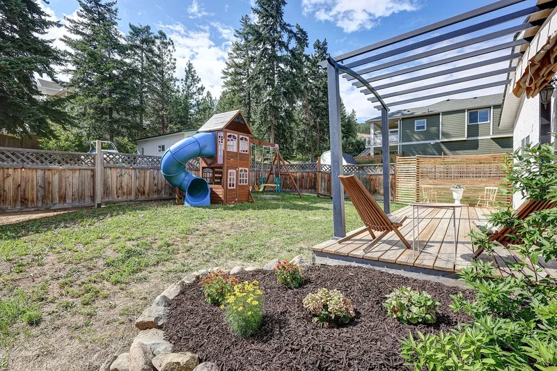 3070 Smith Creek Road, West Kelowna, BC V2T 1M8, West Kelowna, British Columbia, Canada. - Photo 23