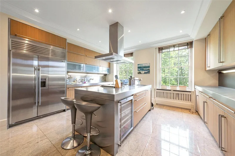 Abbey Lodge, Regent's Park, London, England, United Kingdom. - Photo 3