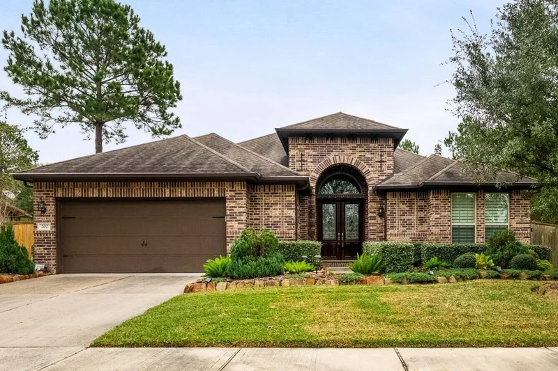 3 Bedrooms Single Family Detached