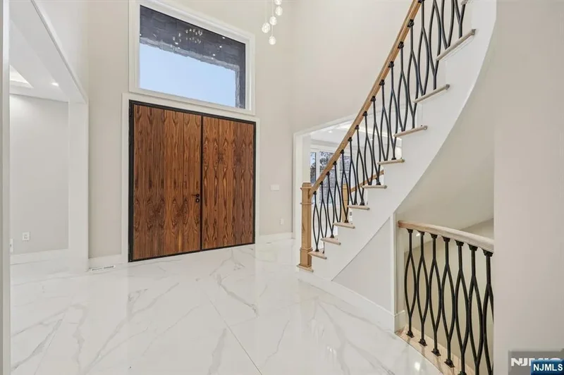 25 Macarthur Avenue, Closter, New Jersey, United States. - Photo 5
