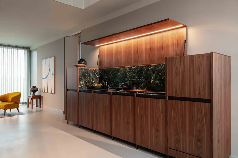 Luxury modern 2,5 room-penthouse with roof garden in the heart of Berlin