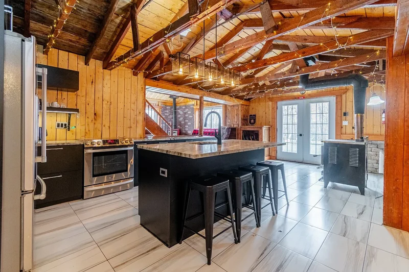 571-575 Rg St-Henri, Saint-Benoît-Labre, QC G0M1P0, Saint-Benoît-Labre, Quebec, Canada. - Photo 3