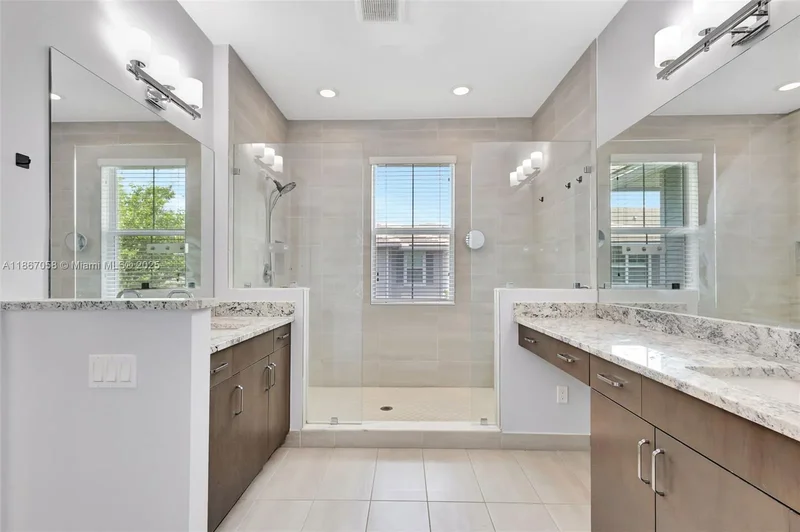 4921 Pointe Midtown Way, Palm Beach Gardens, Florida, United States. - Photo 22