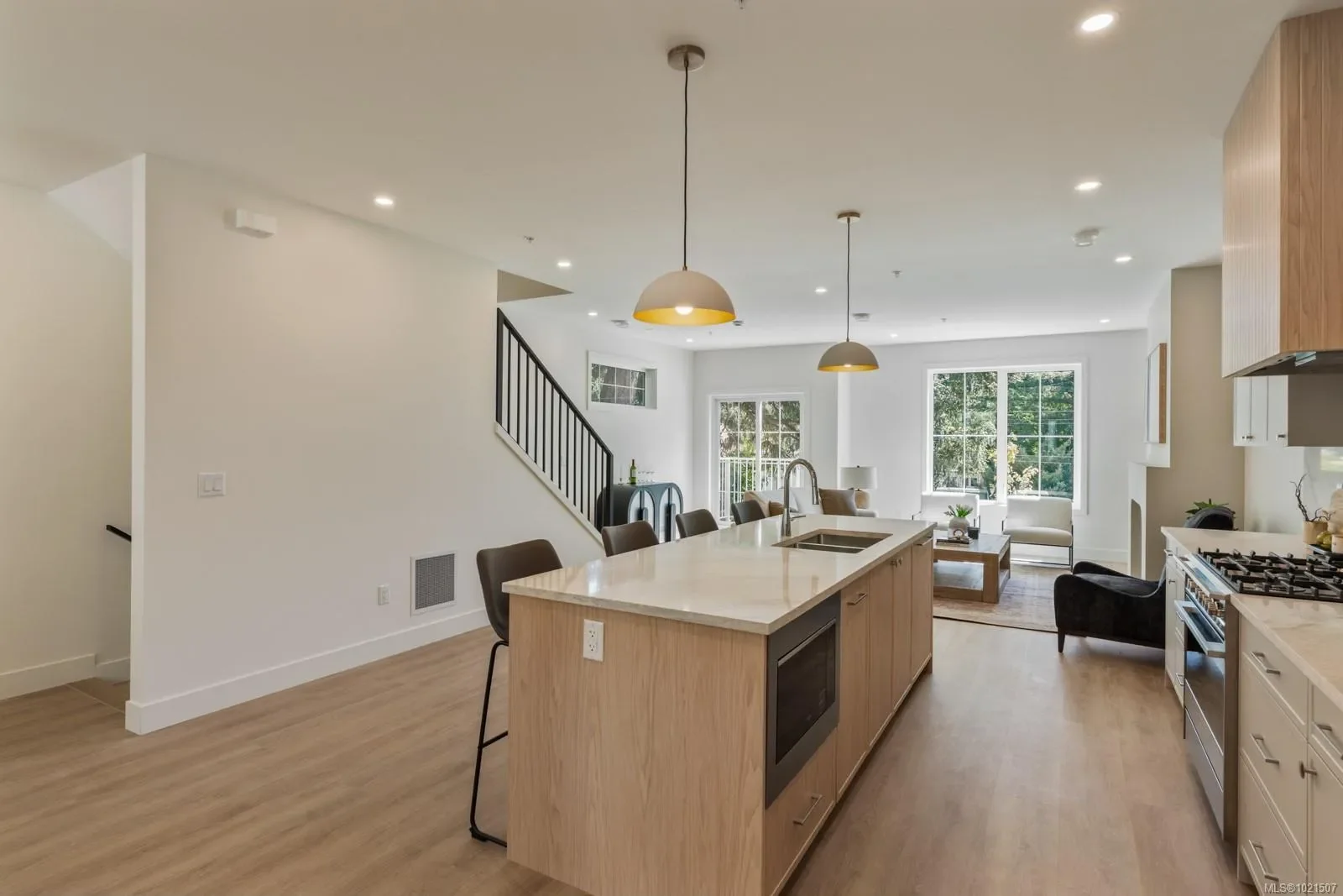 2770 Vantilburg Cres 102, Langford, British Columbia, Canada. - Photo 8