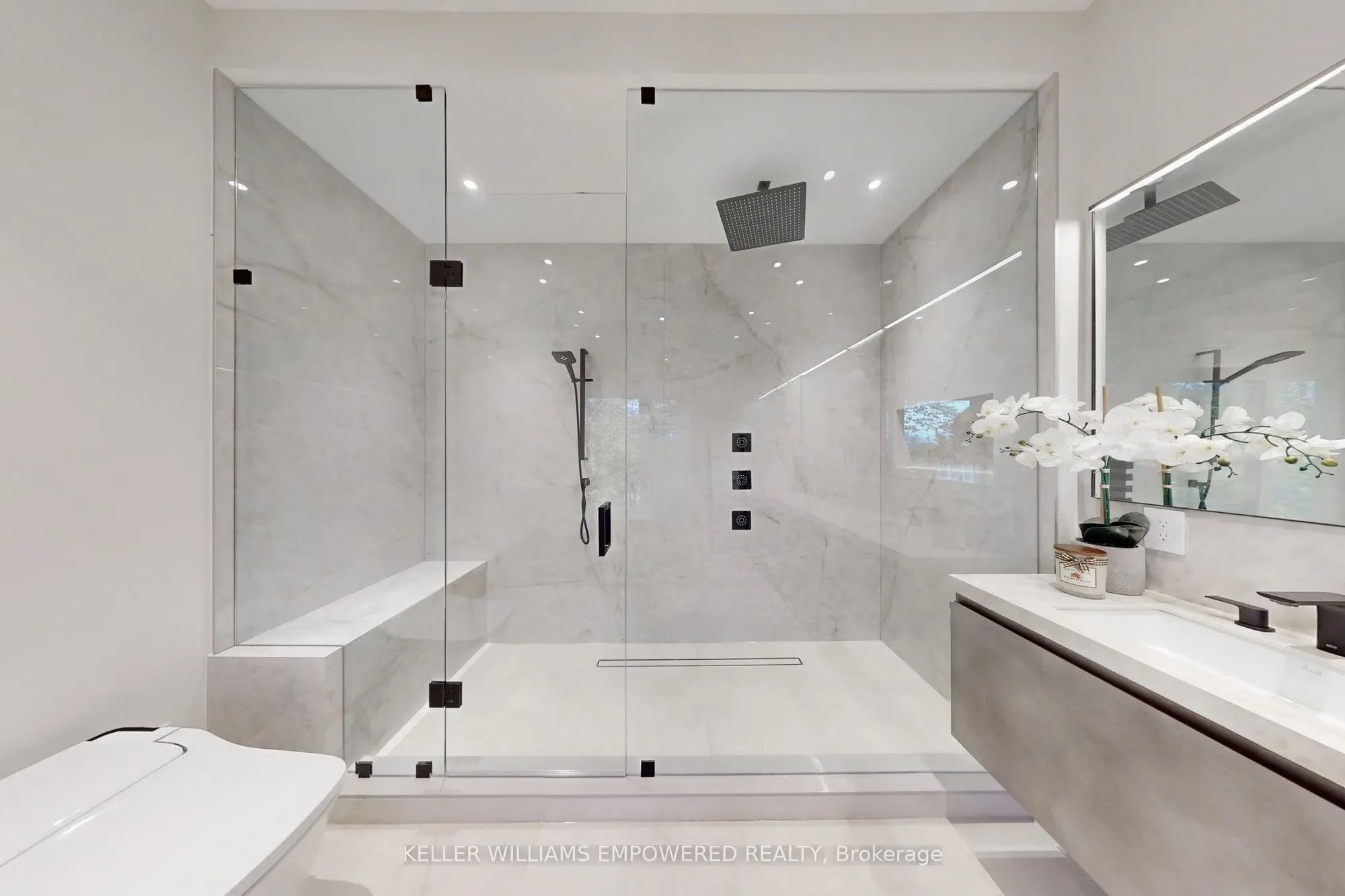 127 Joicey Boulevard, Toronto, ON M5M 2T8, Toronto, Ontario, Canada. - Photo 7