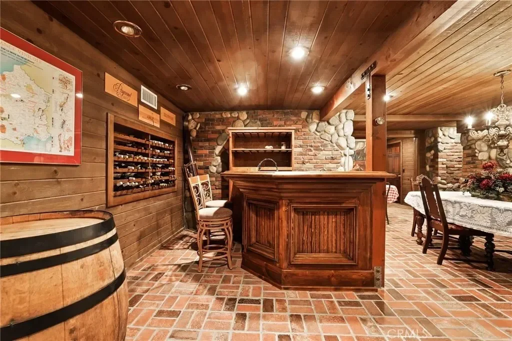 7008 Hawarden, Riverside, California, United States. - Photo 8
