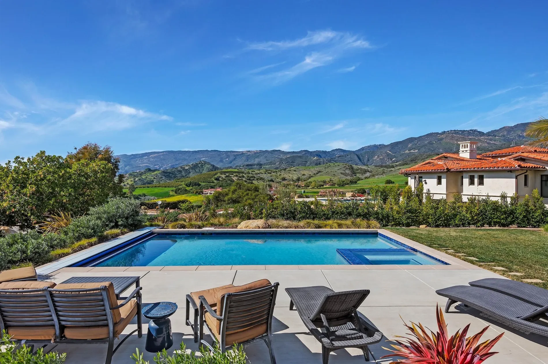 1367 Via Veneto, Santa Barbara, California, United States. - Photo 16