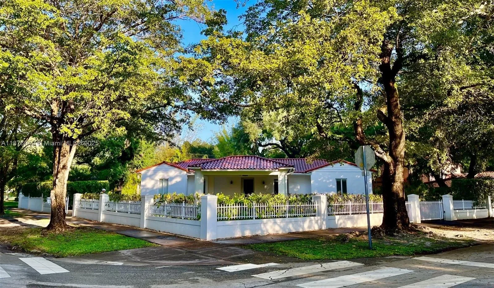1820 Ferdinand St, Coral Gables, Florida, United States. - Photo 6