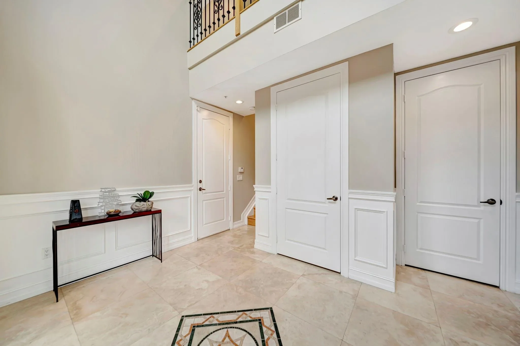 1368 BAYVIEW DR, Fort Lauderdale, Florida, United States. - Photo 4