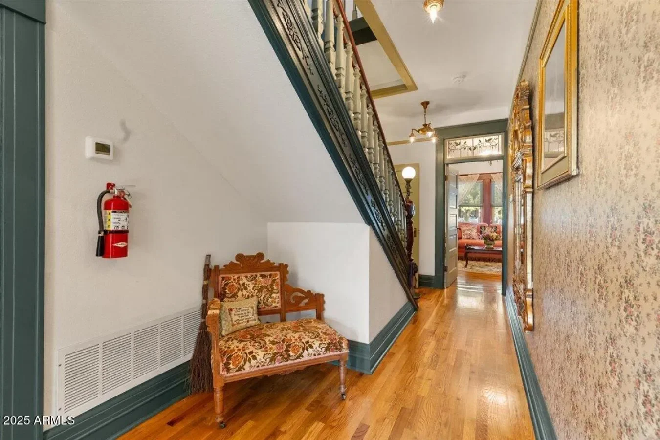 111 S Mount Vernon Avenue, Prescott, Arizona, United States. - Photo 8