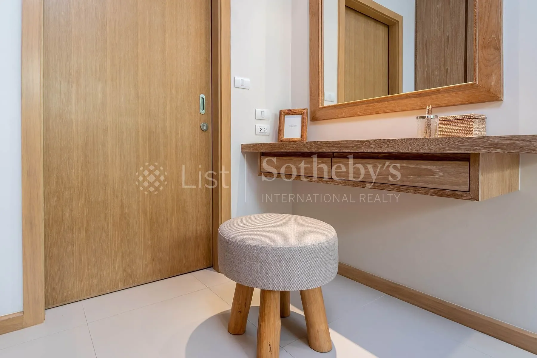 Gallery photo 4