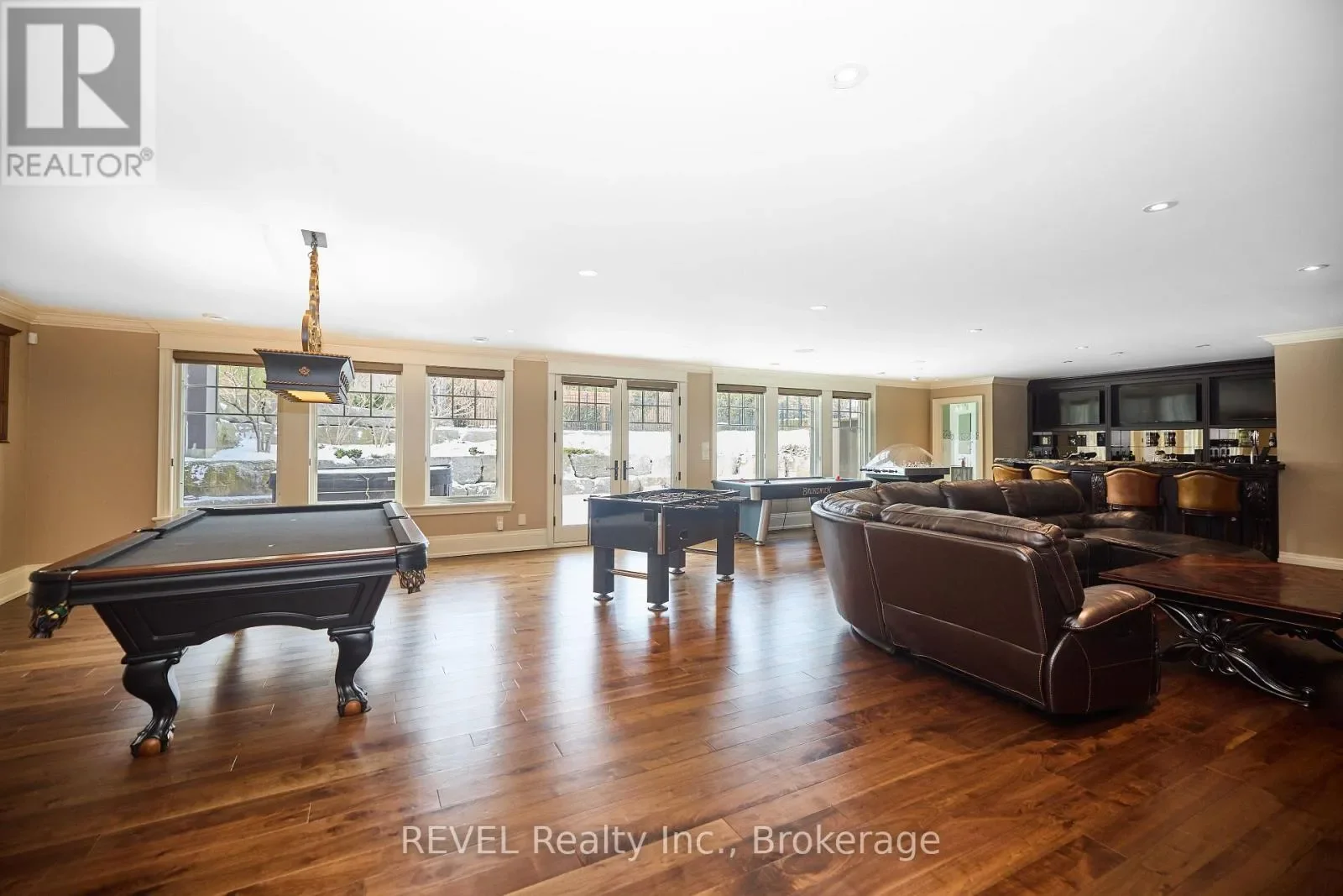 Gallery photo 4