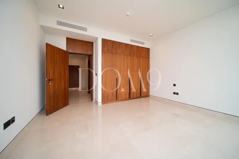 Gallery photo 2