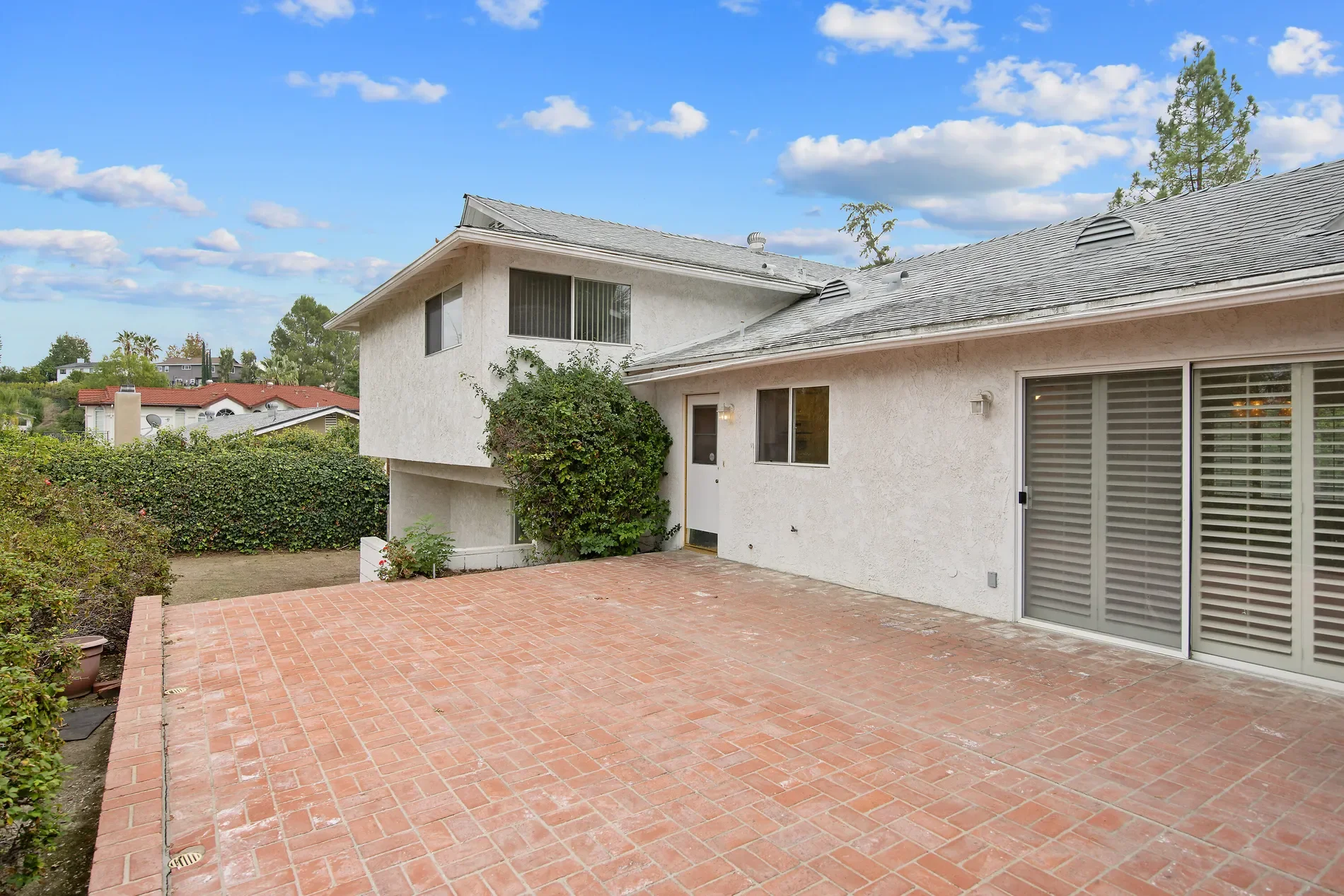 23325 Bessemer Street, Woodland Hills, CA 91367, Los Angeles, California, United States. - Photo 1