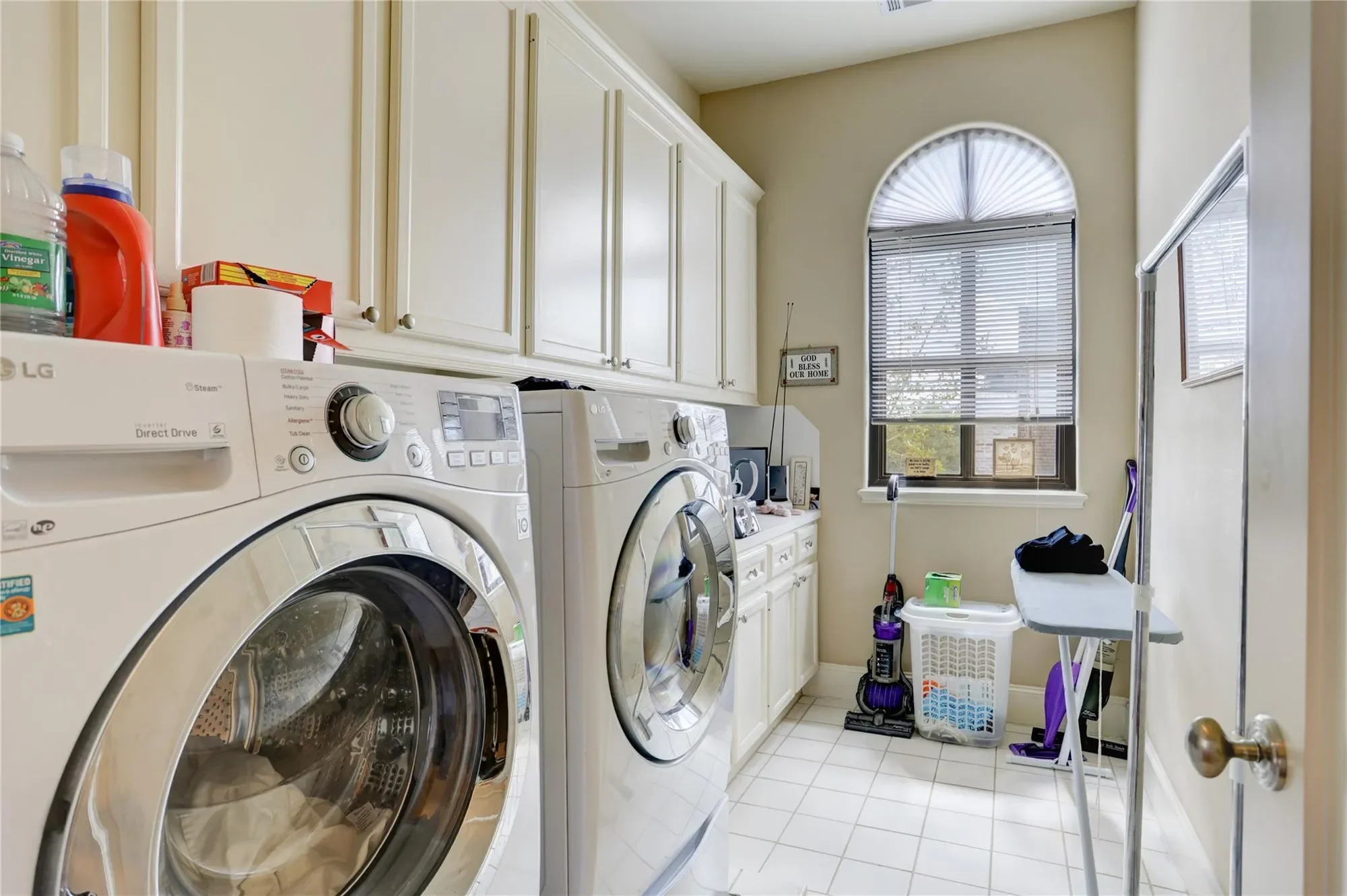 1008 Potomac Drive, Houston, Texas, United States. - Photo 28