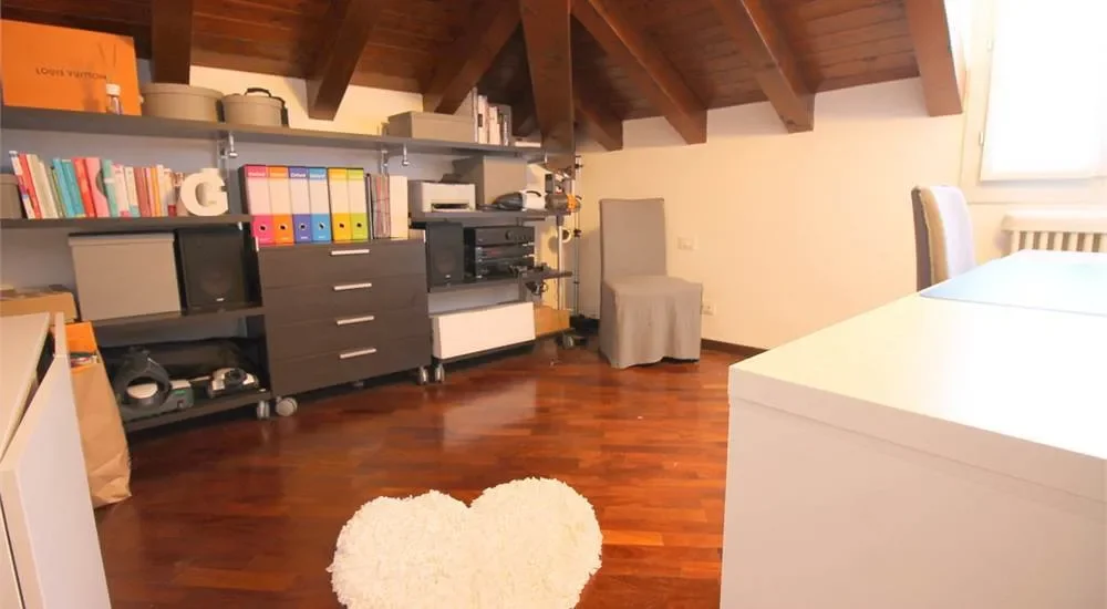 Gallery photo 11