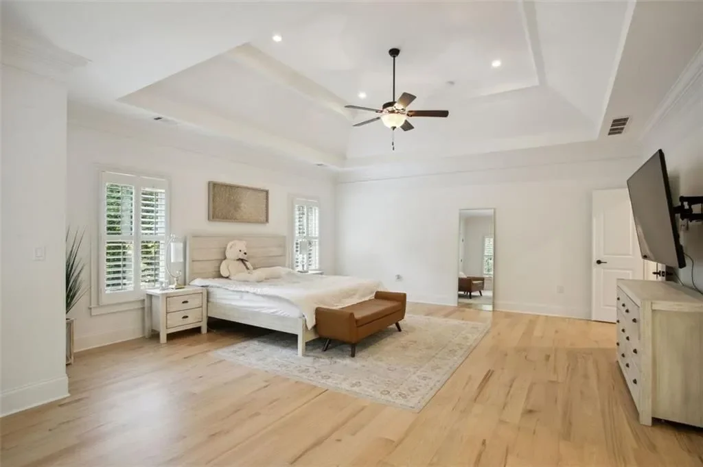 525 FOREST HILLS Drive, Atlanta, Georgia, United States. - Photo 13