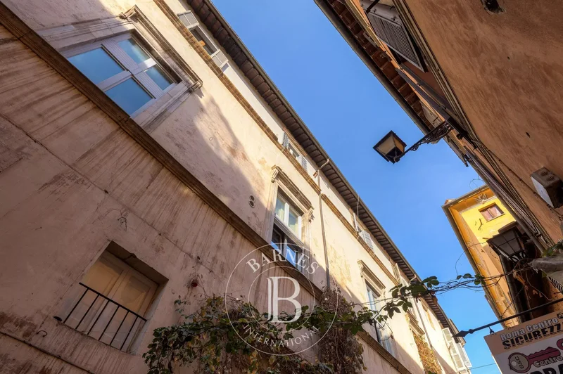 Vicolo Savelli, Rome, Lazio, Italy. - Photo 26