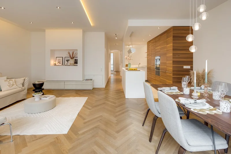 Exclusive City Center Maisonette Apartment
