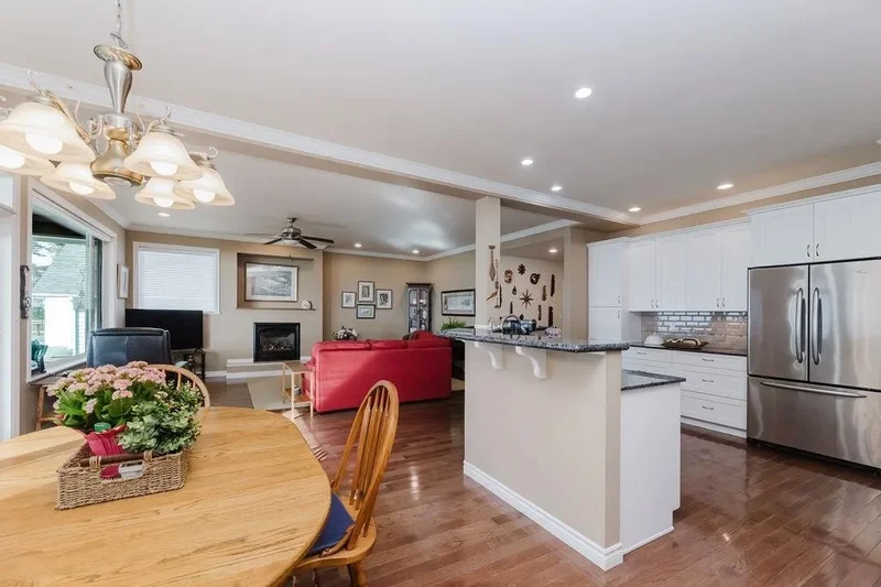 1537 Mccullough Road, Sechelt, British Columbia, Canada. - Photo 26