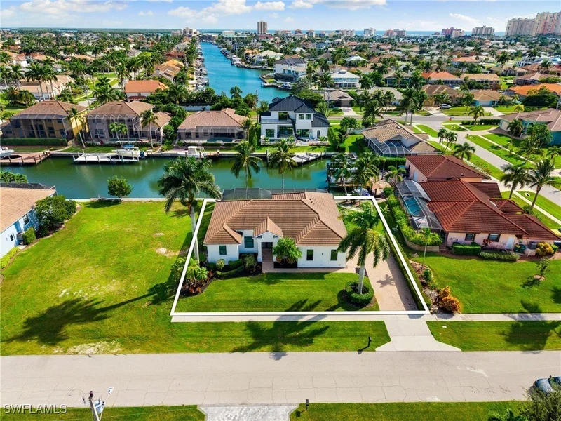 1111 Abbeville Court, Marco Island, Florida, United States. - Photo 22