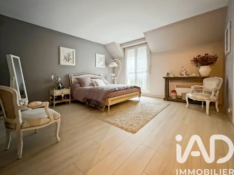 Chelles, Île-de-France, France. - Photo 14