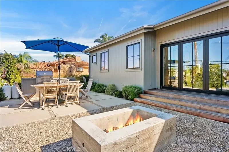 337 Holmwood Drive, Newport Beach, California, United States. - Photo 28