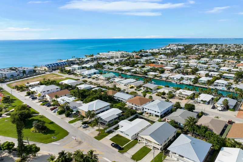 300 3rd Street, Key Colony Beach, FL 33051, Key Colony Beach, Florida, United States. - Photo 38