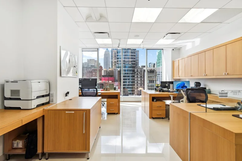 50 W 47TH ST, New York, New York, United States. - Photo 7