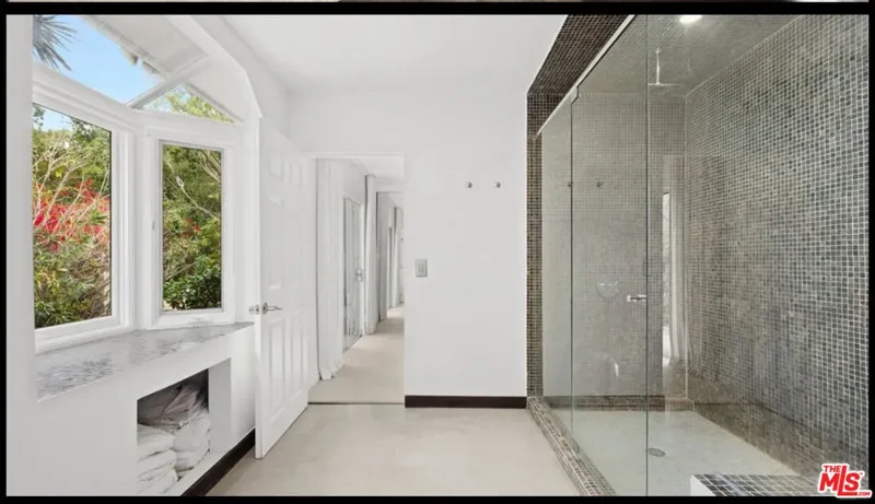 10216 Cielo Drive, Beverly Hills, California, United States. - Photo 18