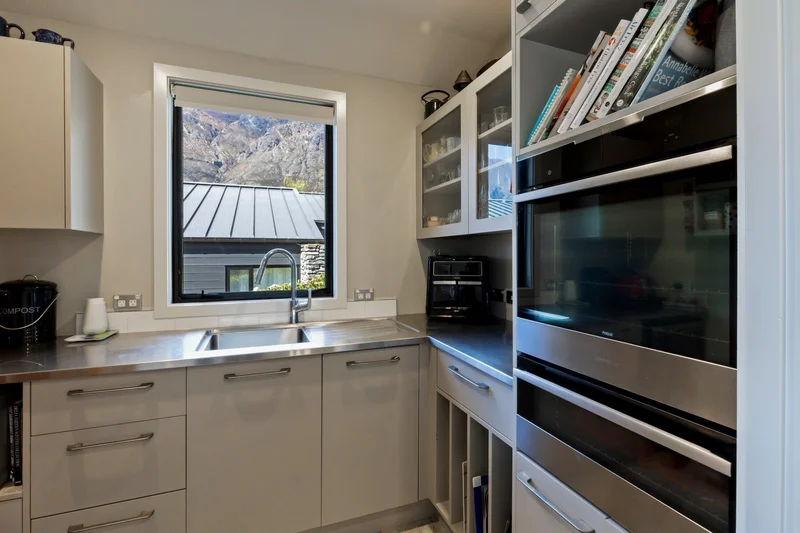8 Orford Drive, Queenstown, OTA, Queenstown, Otago, New Zealand. - Photo 19