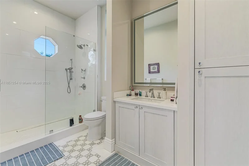 13580 SW 67th Ave, Coral Gables, Florida, United States. - Photo 30