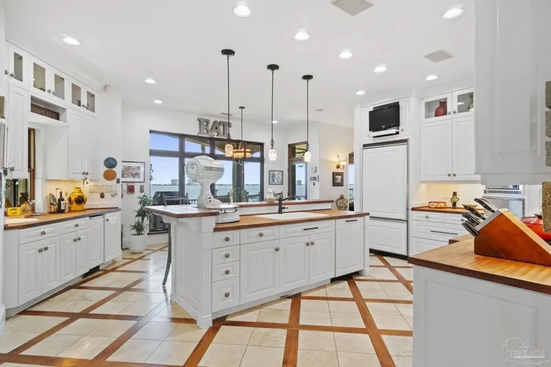 1203 Soundview Trl, Gulf Breeze, FL, 32561, USA, Gulf Breeze, Florida, United States. - Photo 13