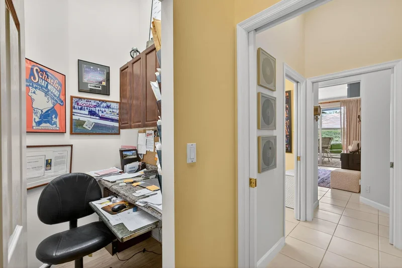 9923 SE Oak Tree Terrace, Tequesta, Florida, United States. - Photo 48