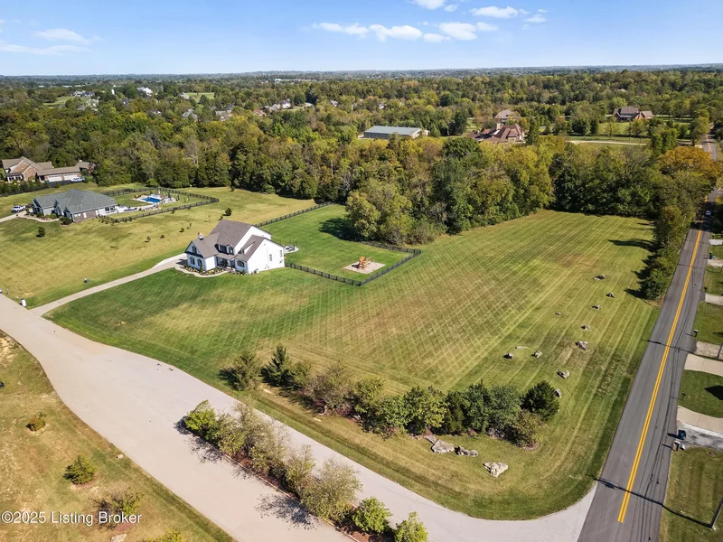 199 Crabapple Ln, Louisville, KY 40245, Watterson Park, Kentucky, United States. - Photo 83