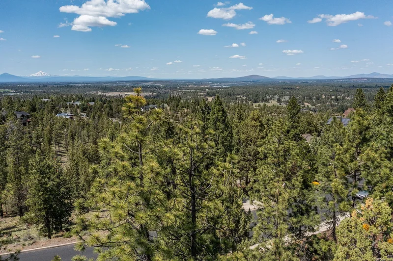 3341 NW Panorama Drive, Bend, Oregon, United States. - Photo 26