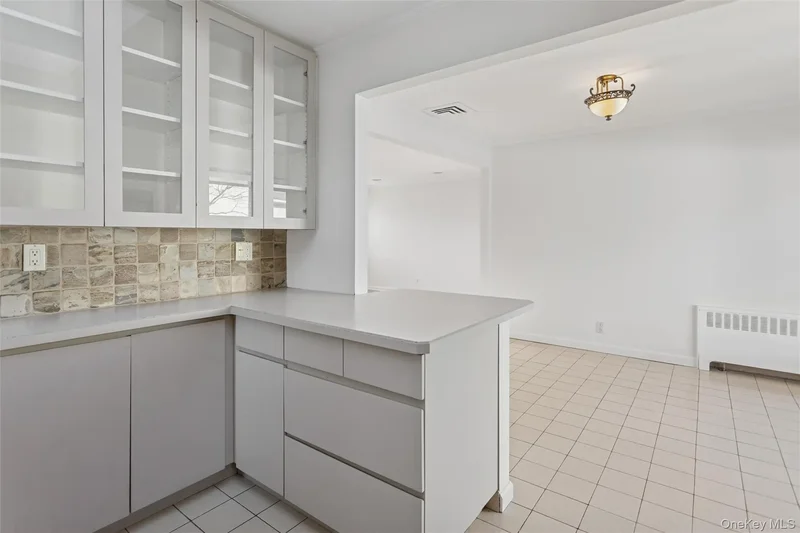 1871 Relyea Drive, Merrick, New York, United States. - Photo 19