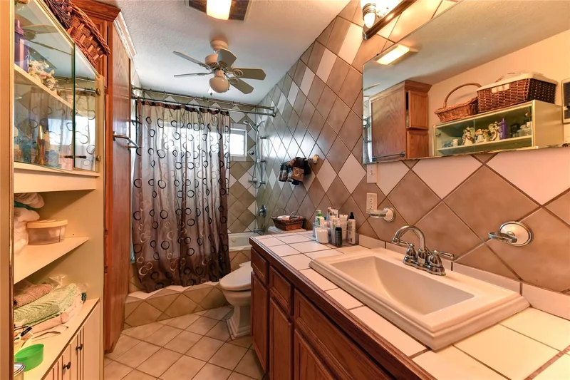 4525 Bell Springs RD, Dripping Springs, Texas, United States. - Photo 18