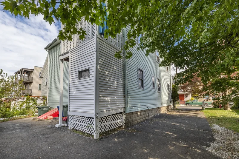 247 6th Street, Bridgeport, CT 06607, Bridgeport, Connecticut, United States. - Photo 14