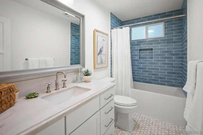 909 1st St, Coronado, California, United States. - Photo 32