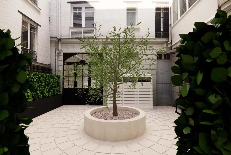 Paris, Île-de-France, France. - Photo 7